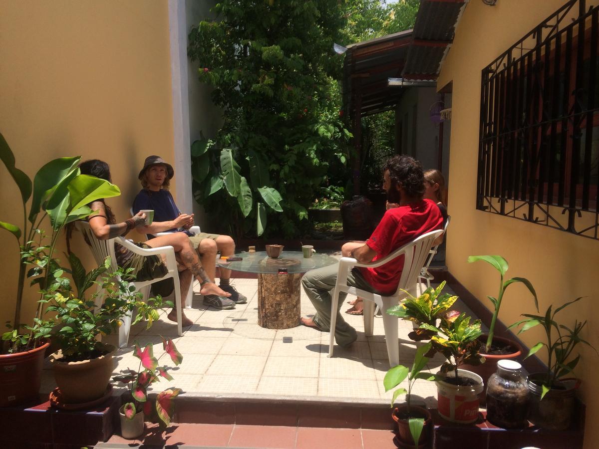 The Amazon Within Hostel Iquitos Exterior photo