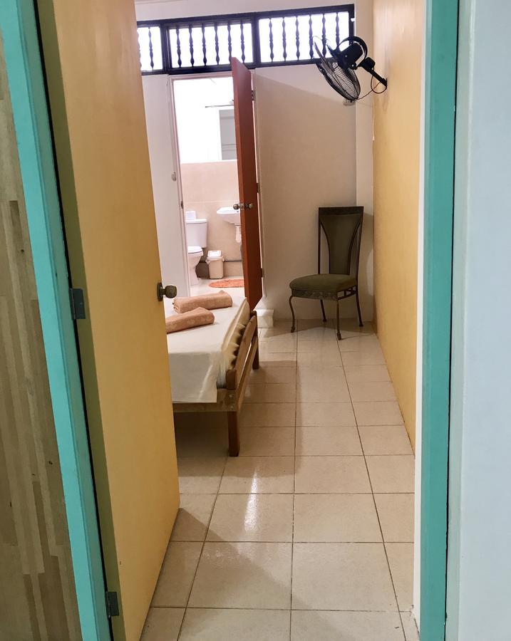 The Amazon Within Hostel Iquitos Exterior photo